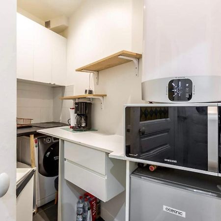 Abbesses - Superbe Appartement Avec Cheminees Paris Eksteriør bilde