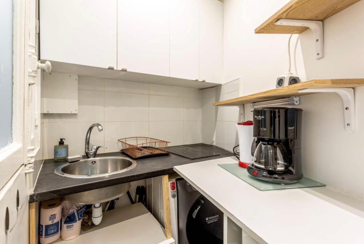 Abbesses - Superbe Appartement Avec Cheminees Paris Eksteriør bilde