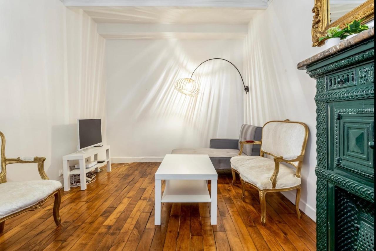 Abbesses - Superbe Appartement Avec Cheminees Paris Eksteriør bilde