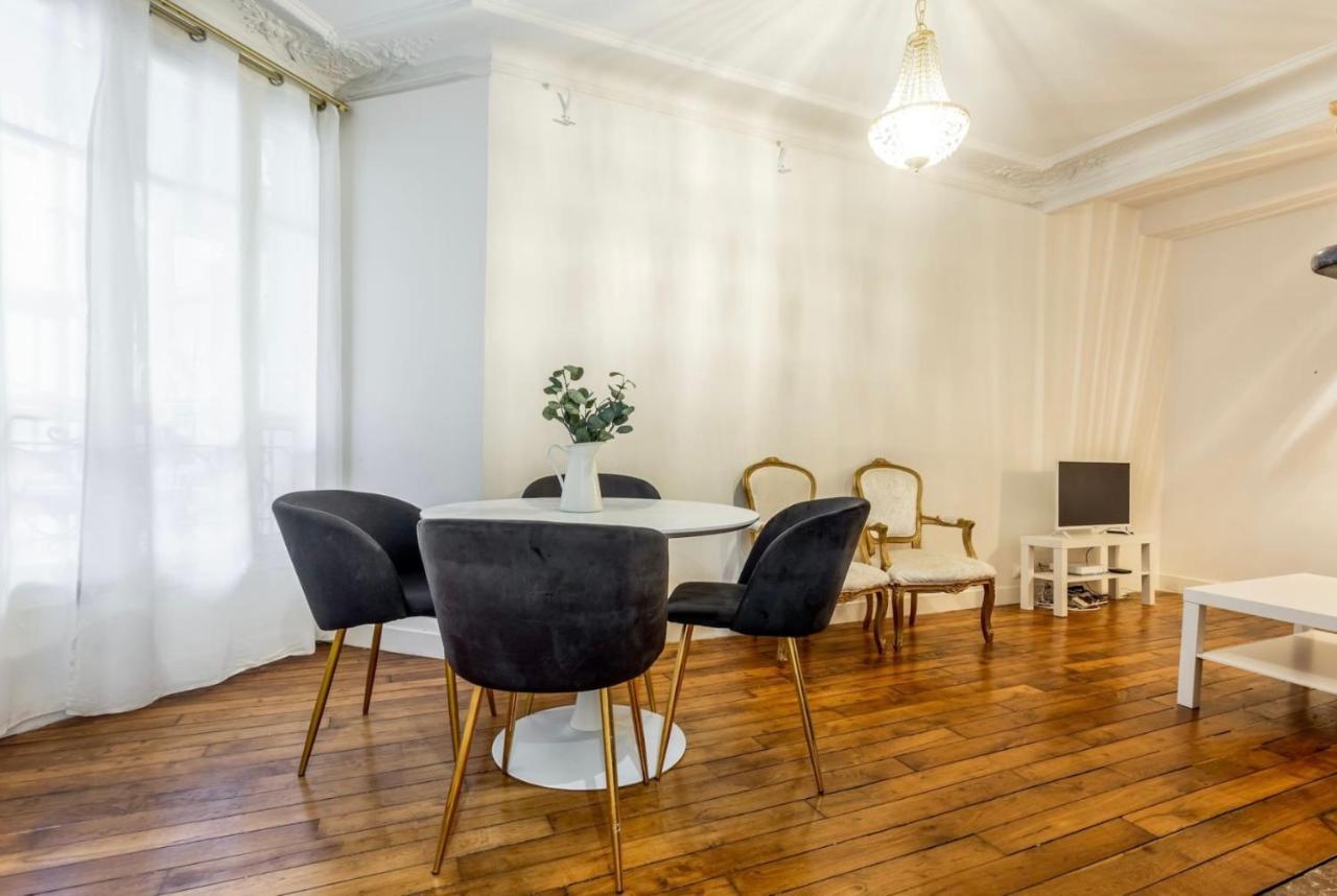 Abbesses - Superbe Appartement Avec Cheminees Paris Eksteriør bilde